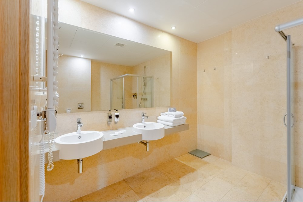 Apartament hotelowy z obsługą - Sprzedaż - Kołobrzeg, Polska - LUB05114-HDR.jpg - 790221014-17