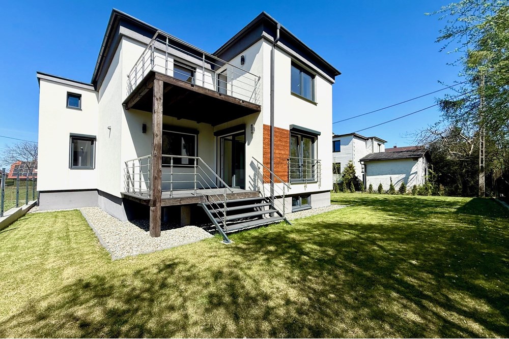 Dom wolnostojący - Sprzedaż - Jaworze, Polska - 2.jpg - 470131040-415