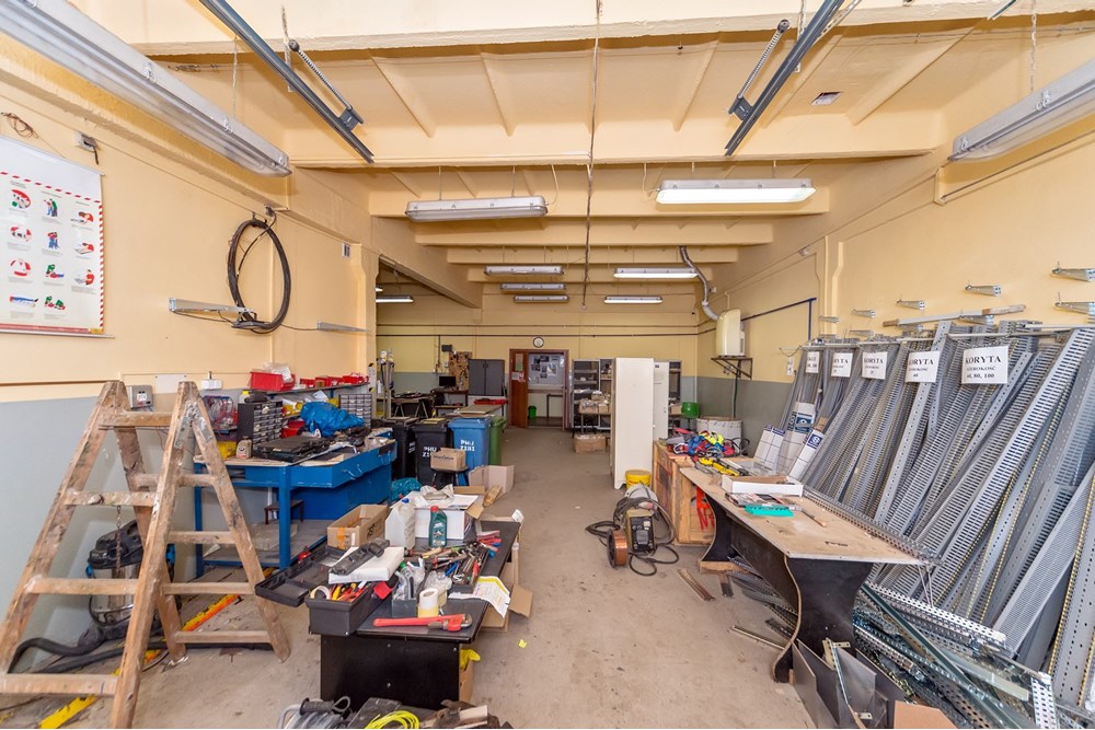 Nieruchomość przemysłowa - Sprzedaż - Bielsko-Biała, Polska - ZIBI_014D.jpg - 800061127-28