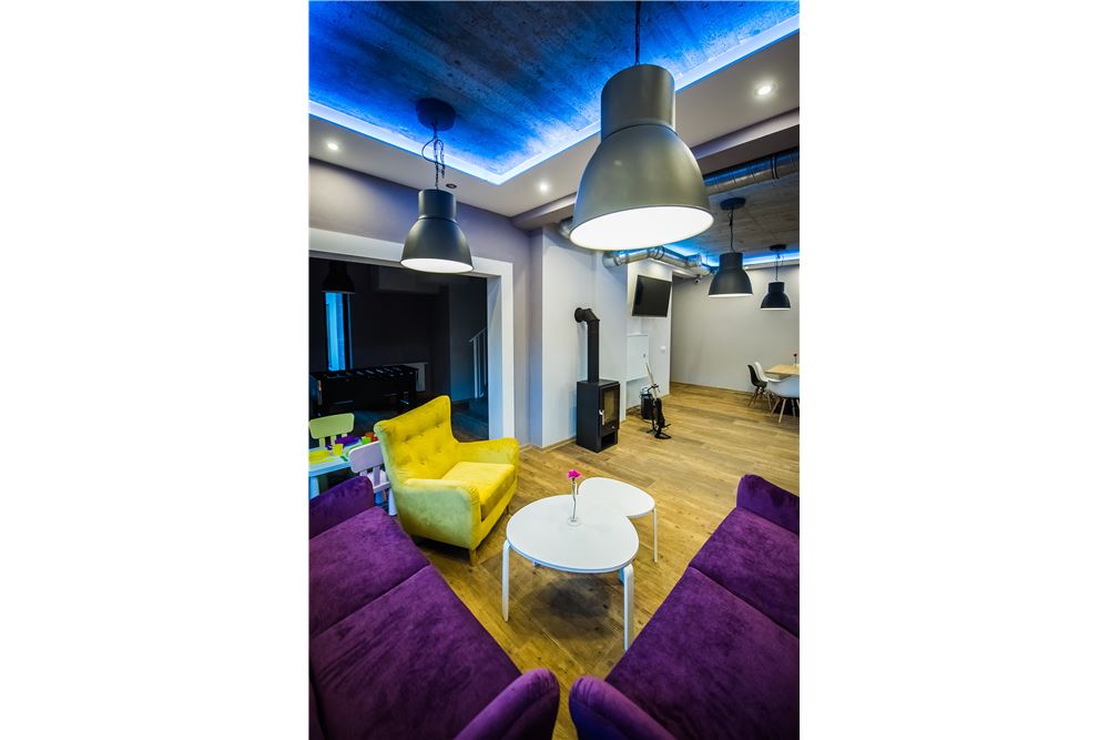 Nieruchomość inwestycyjna - Sprzedaż - Korbielów, Polska - 51 - 800061076-395