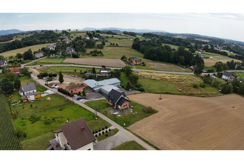 Dom wolnostojący - Sprzedaż - Cieszyn, Polska - DJI_20250828143828_0350_D.JPG - 470131058-371