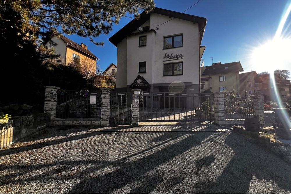 Lokal handlowy/usługowy - Wynajem - Cieszyn, Polska - IMG_1074.jpeg - 800061117-41