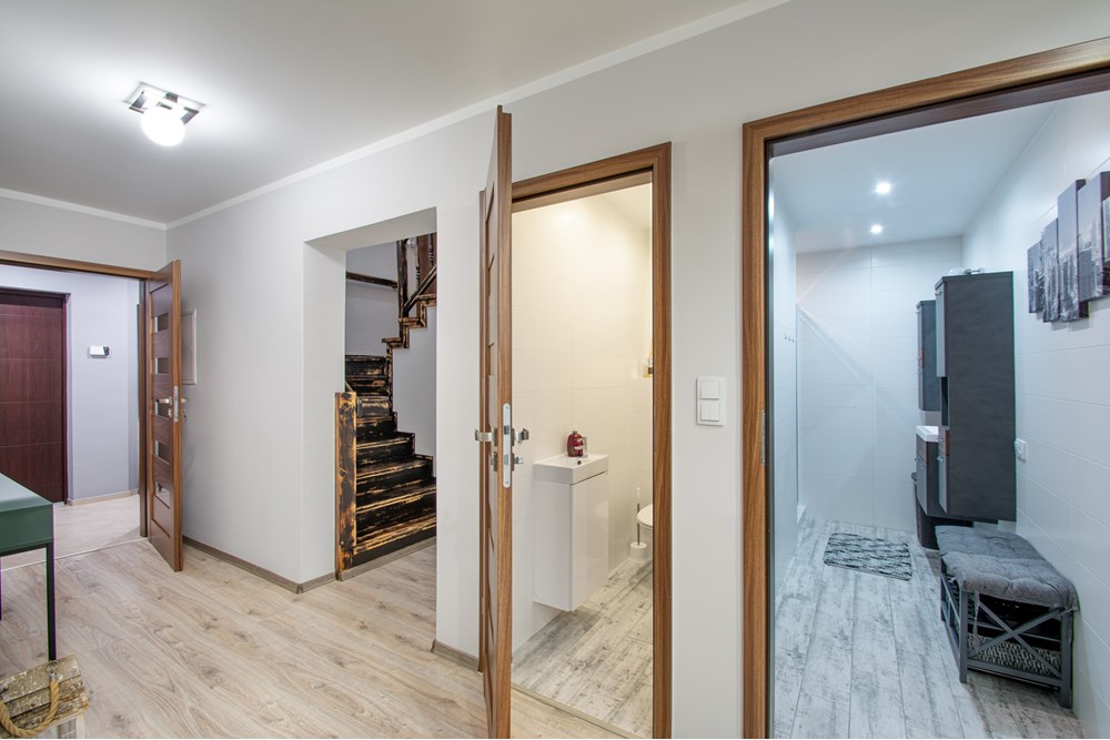 Dom w zabudowie szeregowej - Sprzedaż - Kołobrzeg, Polska - DSC_0054.jpg - 790221018-7