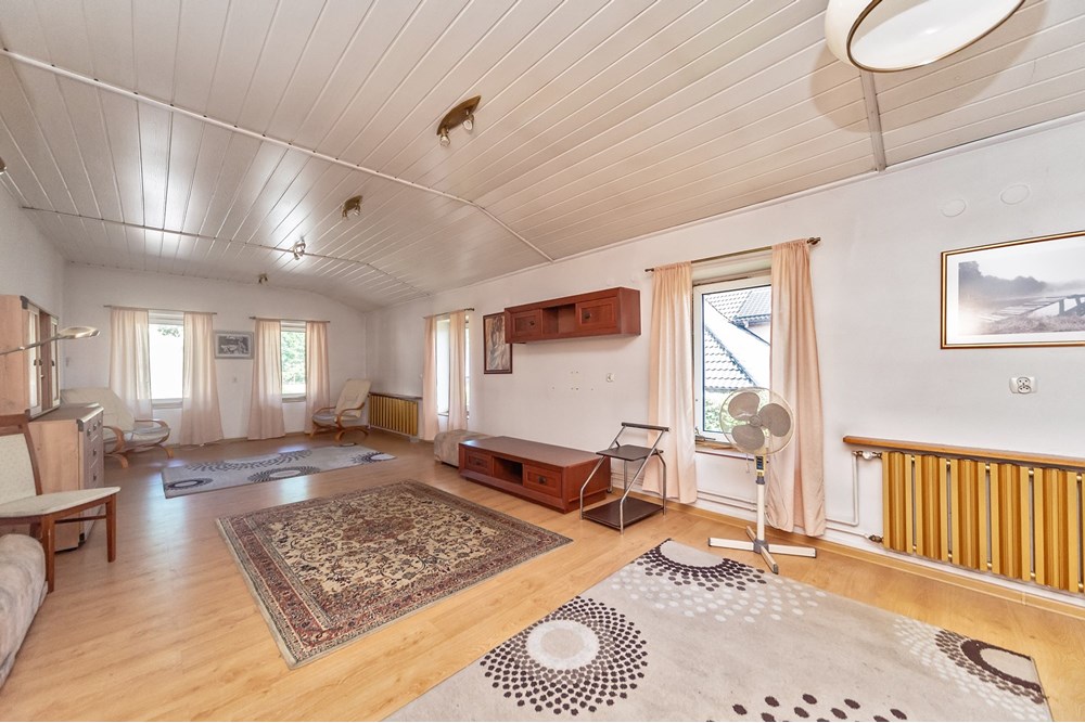 Nieruchomość inwestycyjna - Sprzedaż - Jawiszowice, Polska - BRZ_m5.jpg - 470131109-31