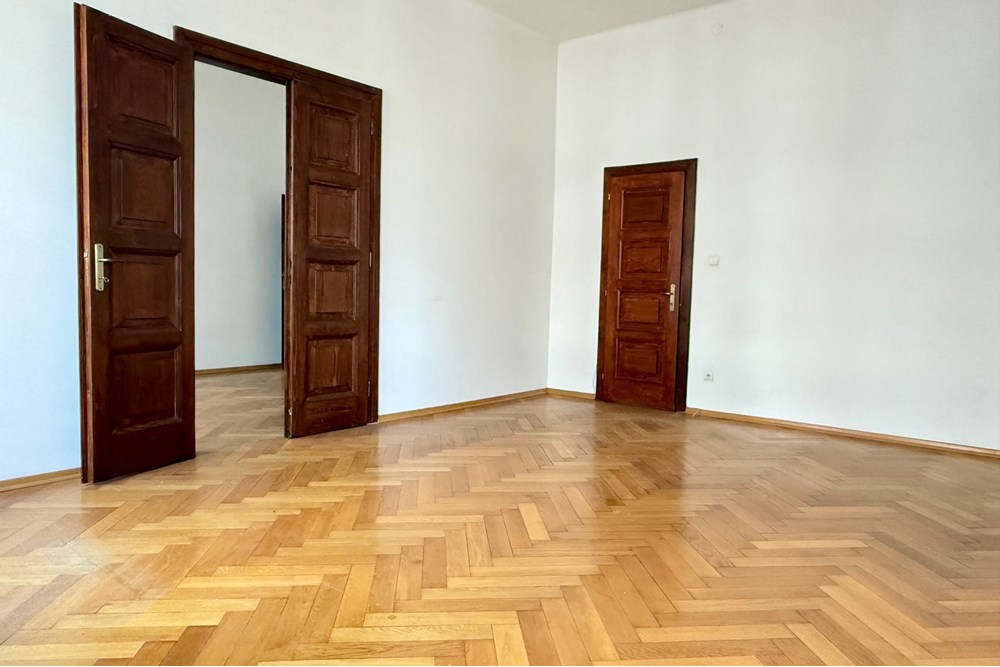 Lokal handlowy/usługowy - Wynajem - Bielsko-Biała, Polska - 17.jpeg - 470131094-21