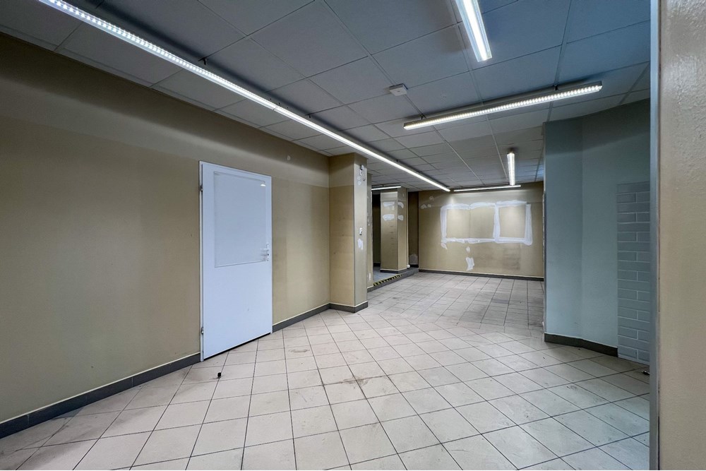 Lokal handlowy/usługowy - Sprzedaż - Rybarzowice, Polska - IMG_1832.jpg - 800061039-524