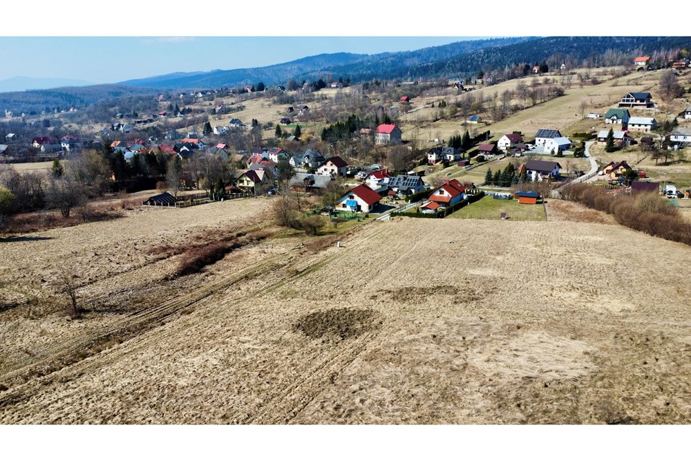 Działka budowlana - Sprzedaż - Kocoń, Polska - dji_fly_20250322_125424_472_1742814743597_photo_optimized.jpg - 800061130-9