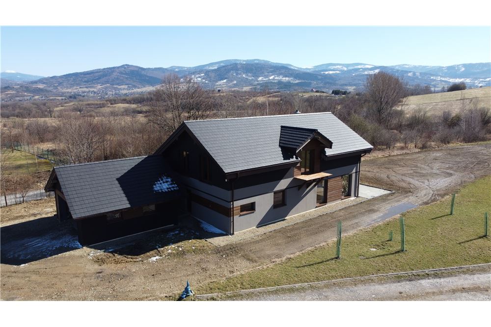 Dom wolnostojący - Sprzedaż - Radziechowy, Polska - 82 - 800061039-513