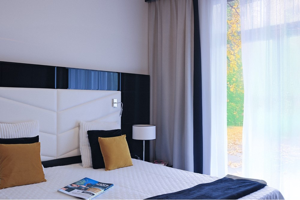 Apartament hotelowy z obsługą - Sprzedaż - Kołobrzeg, Polska - sypialnia129.jpg - 790221001-9