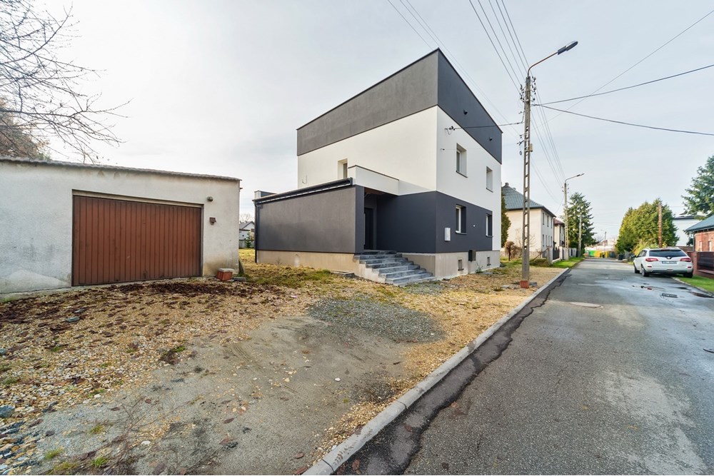 Nieruchomość inwestycyjna - Sprzedaż - Pszczyna, Polska - FRED3_013M.jpg - 800061076-448