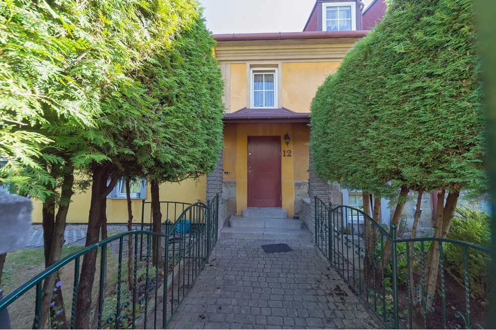 Dom wolnostojący - Sprzedaż - Bielsko-Biała, Polska - 3.jpg - 470131026-163