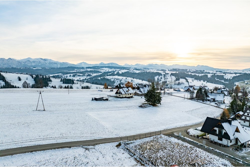 Działka budowlana - Sprzedaż - Czerwienne, Polska - 20251119-DJI_0876-HDR.jpg - 470151051-83