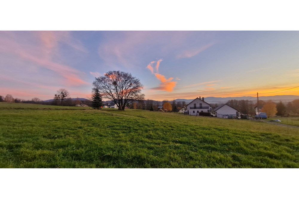 Dom wolnostojący - Sprzedaż - Goleszów, Polska - Zdjęcie WhatsApp 2025-11-05 o 18.49.21_74e7a9cc.jpg - 470131058-383