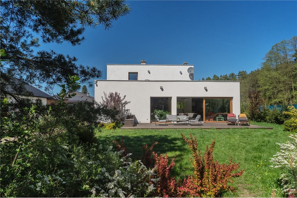 Dom jednorodzinny - Sprzedaż - Tarnowskie Góry, Polska - 1 - 800061076-410