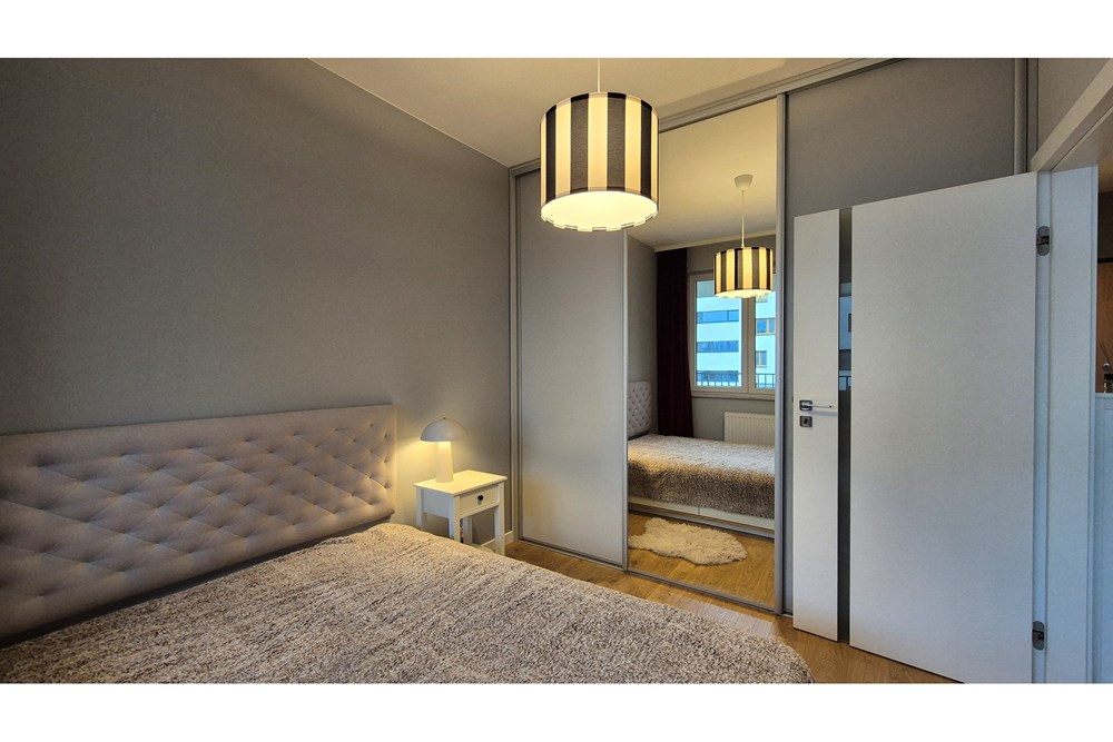 Mieszkanie - Wynajem - Warszawa, Polska - 10_20251126_100743.jpg - 810051053-4