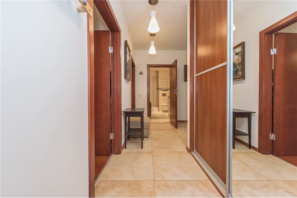 Mieszkanie - Sprzedaż - Ustroń, Polska - 36 - 800061028-463