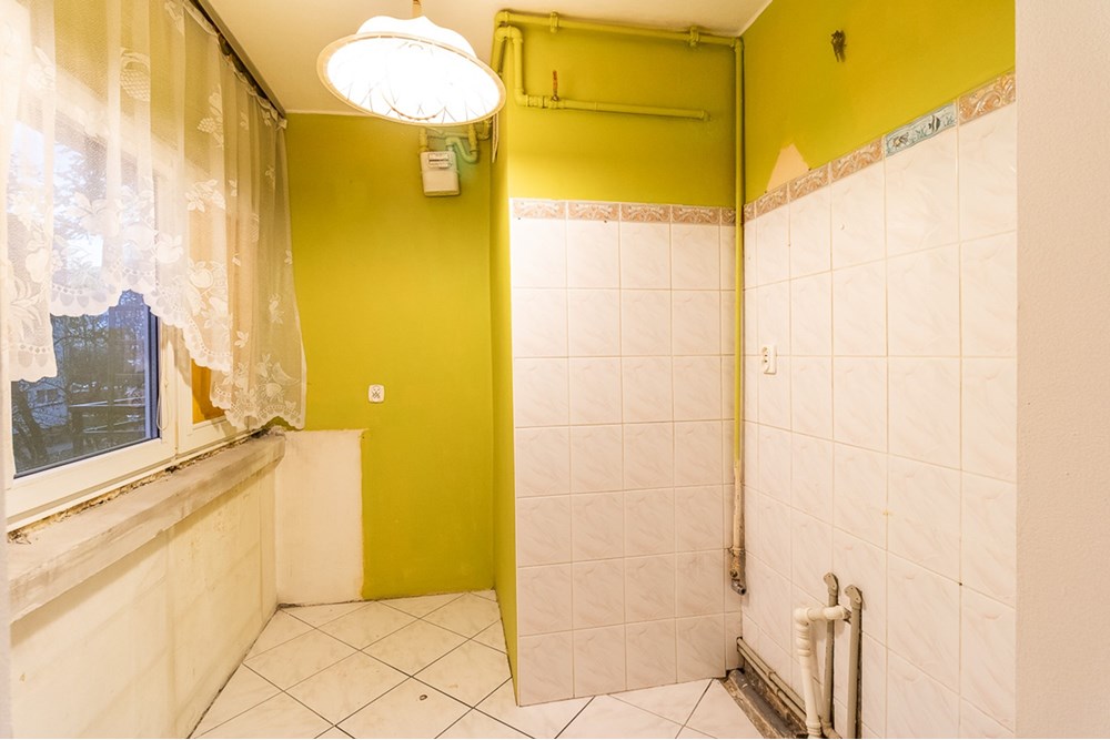 Kawalerka - Sprzedaż - Łódź, Polska - Mieszkanie-na-sprzedaz-Lodz-4.jpg - 470191060-2