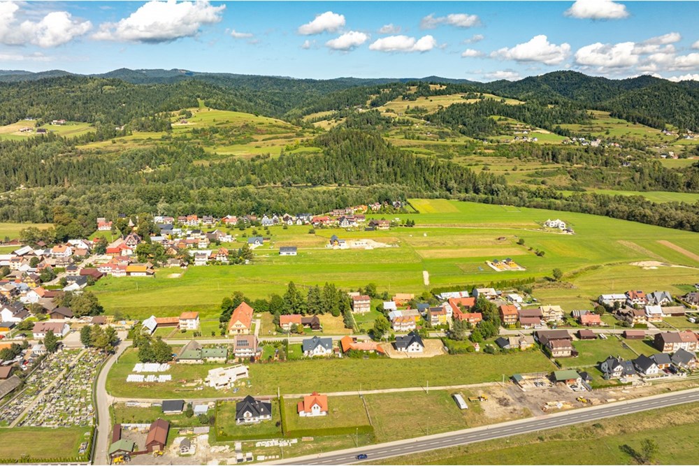 Działka budowlana - Sprzedaż - Harklowa, Polska - 20250912-DJI_0549-HDR.jpg - 800091040-97