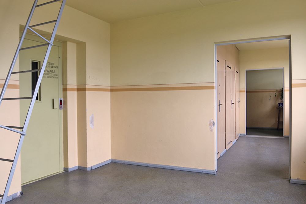 Mieszkanie - Sprzedaż - Tychy, Polska - 30 - 800041001-887