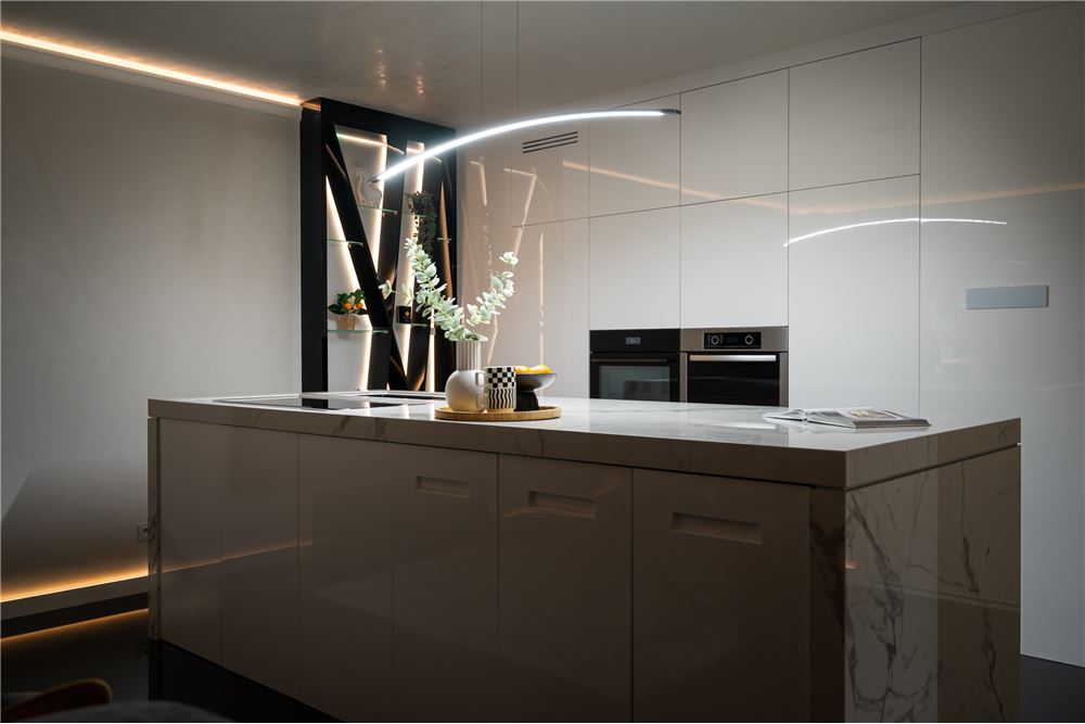 Mieszkanie - Sprzedaż - Warszawa, Polska - 15 - 810251007-89