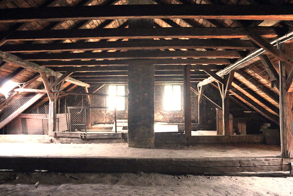 Kamienica - Sprzedaż - Cieszyn, Polska - 72 - 800041001-881