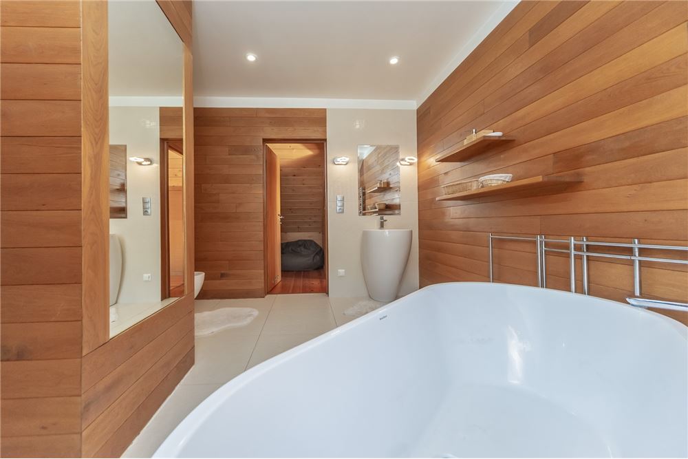 Dom wolnostojący - Sprzedaż - Rycerka Górna, Polska - 51 - 800061076-405