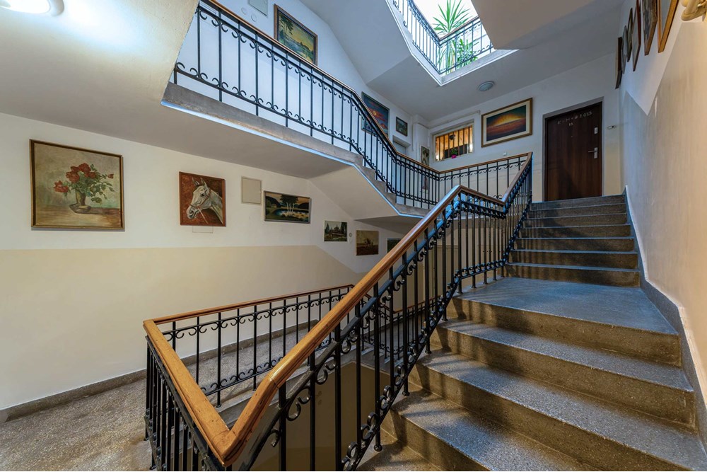 Mieszkanie - Sprzedaż - Warszawa, Polska - KRZYWE_KOLO_C&CC_65_18.jpg - 810251078-1