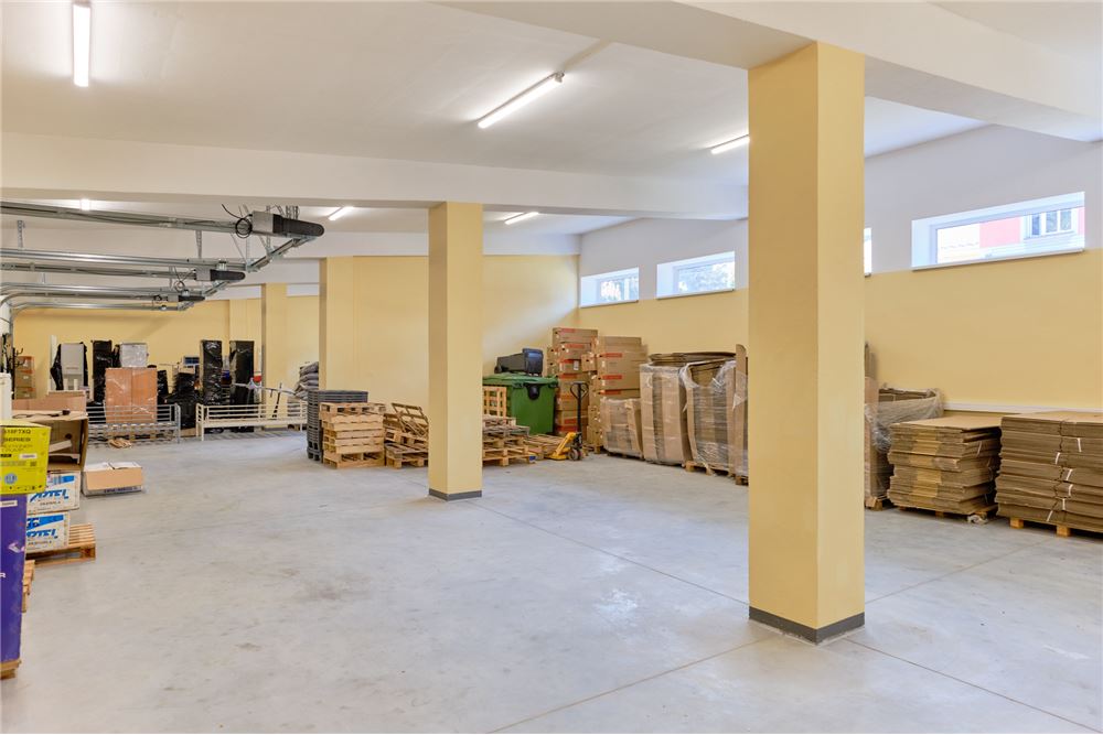 Magazyn - Sprzedaż - Cieszyn, Polska - 12 - 800061016-1277