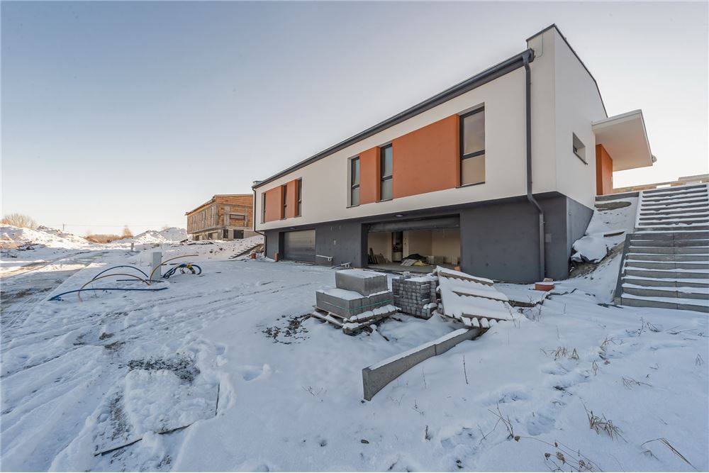 Dom jednorodzinny - Sprzedaż - Bielsko-Biała, Polska - 30 - 800061076-456