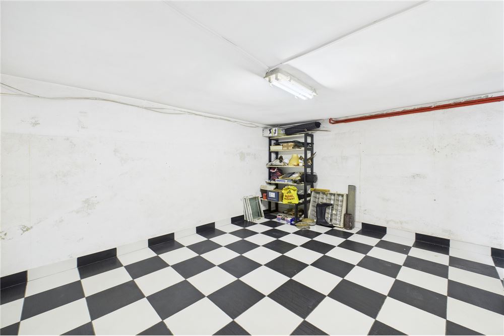 Dom w zabudowie szeregowej - Sprzedaż - Rybnik, Polska - Piwnica - 470311001-38