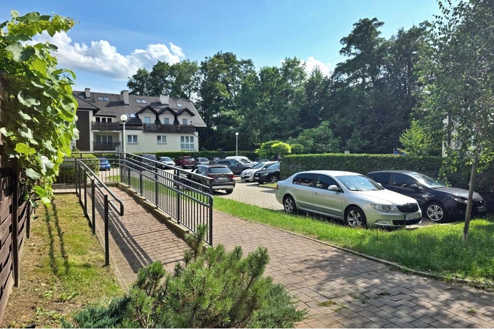 Mieszkanie na parterze - Sprzedaż - Bielsko-Biała, Polska - 32.jpg - 800061016-1271