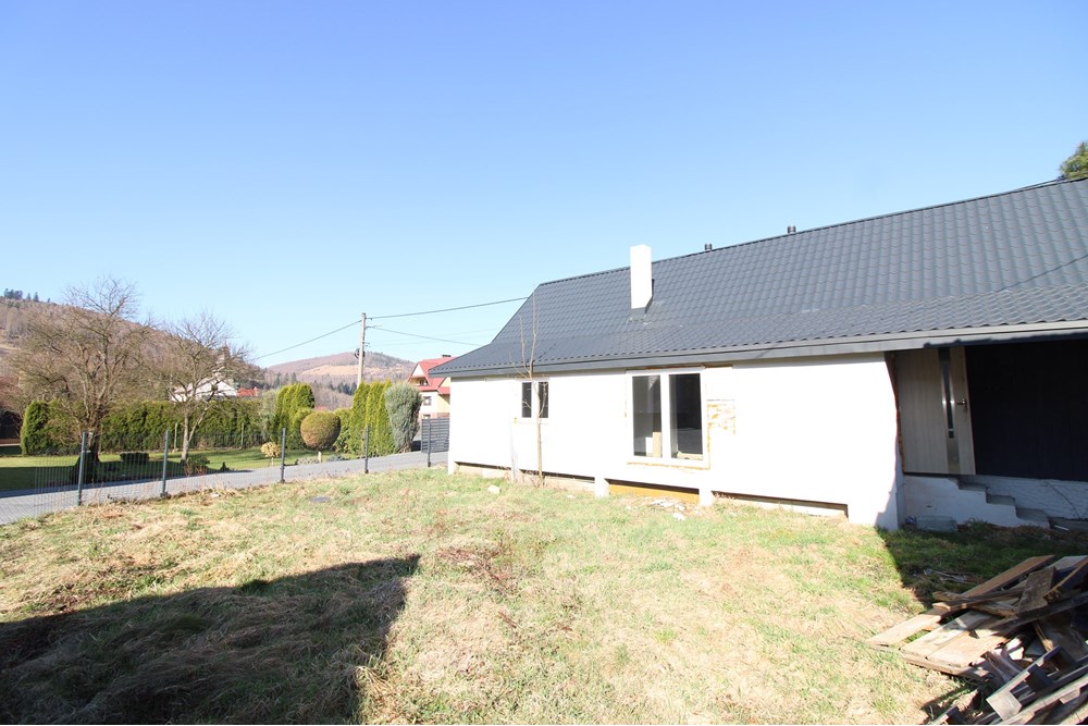 Dom wolnostojący - Sprzedaż - Ujsoły, Polska - IMG_0065.JPG - 800061130-15