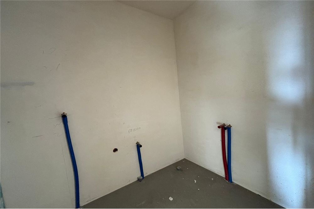 Mieszkanie - Sprzedaż - Dąbrowa Górnicza, Polska - 11 - 800161013-48