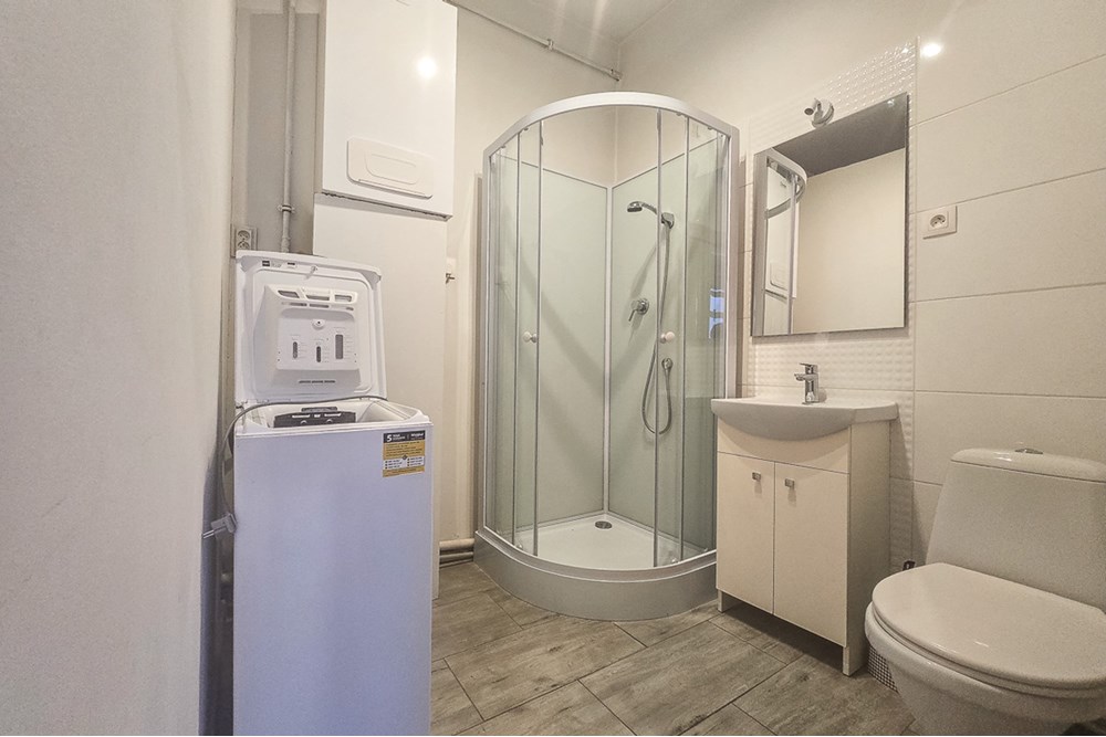 Mieszkanie - Sprzedaż - Łódź, Polska - Mieszkanie-na-sprzedaz-Lodz-7.jpg - 470191039-146