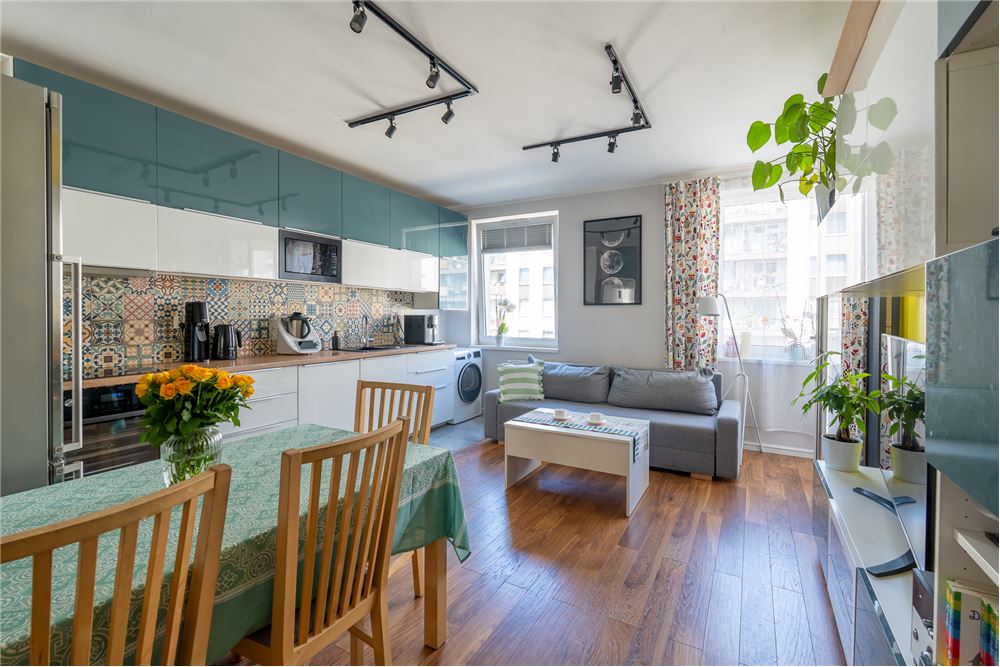 Mieszkanie - Sprzedaż - Kraków, Polska - 1 - 800271009-78