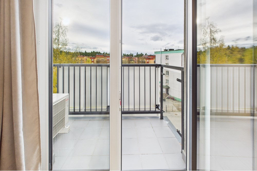 Mieszkanie - Wynajem - Nowy Targ, Polska - CAM05558G0-PR0036-STILL014.jpg - 800091054-52