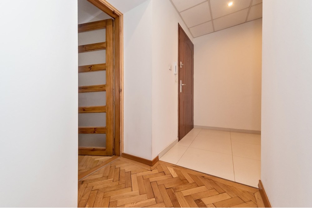 Mieszkanie - Sprzedaż - Bielsko-Biała, Polska - MI2_018M.jpg - 800061076-444