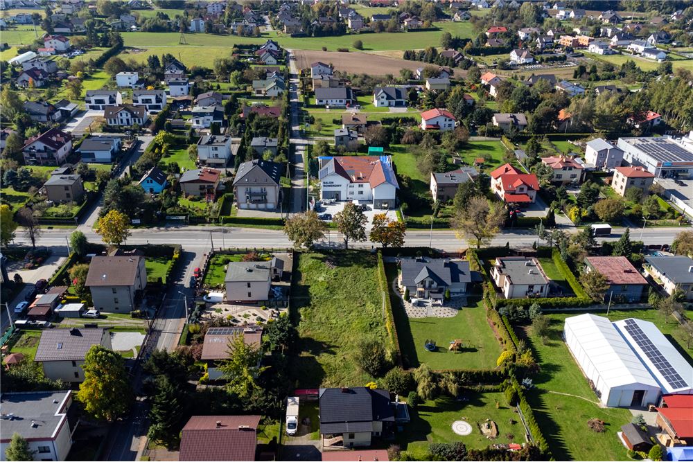 Nieruchomość gruntowa - Sprzedaż - Czechowice-Dziedzice, Polska - 60 - 800061103-177