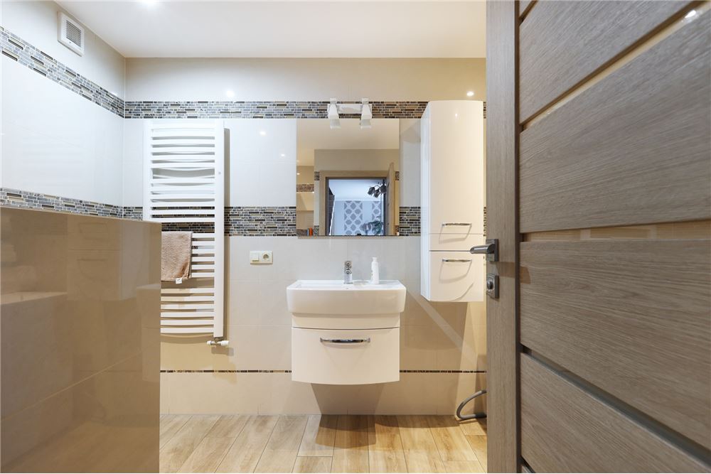 Dom dwurodzinny - Sprzedaż - Kęty, Polska - 34 - 800061107-93