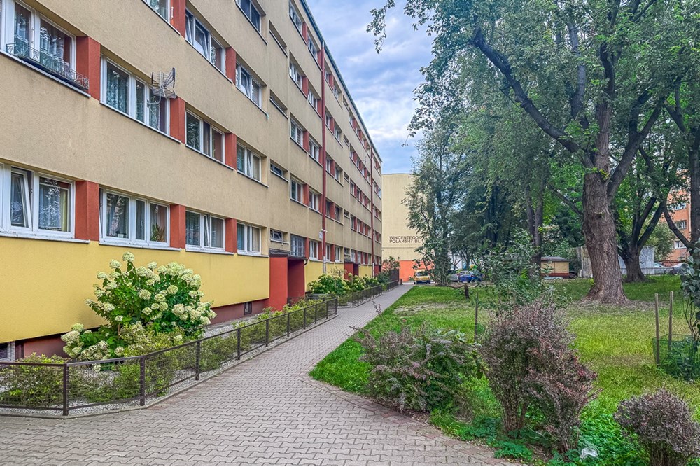 Mieszkanie - Sprzedaż - Łódź, Polska - Mieszkanie-na-sprzedaz-Lodz-Baluty-11.jpg - 470191035-110