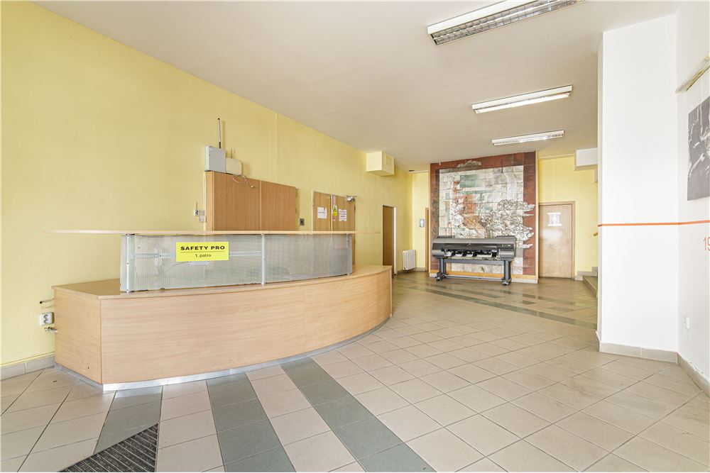 Nieruchomość przemysłowa - Wynajem - Cieszyn, Polska - 41 - 800061076-412