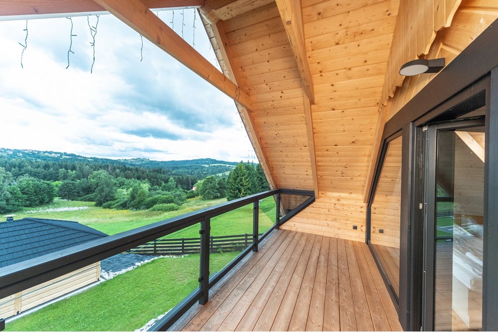 Biznes - Sprzedaż - Istebna, Polska - MIODM_018M.jpg - 800061093-116