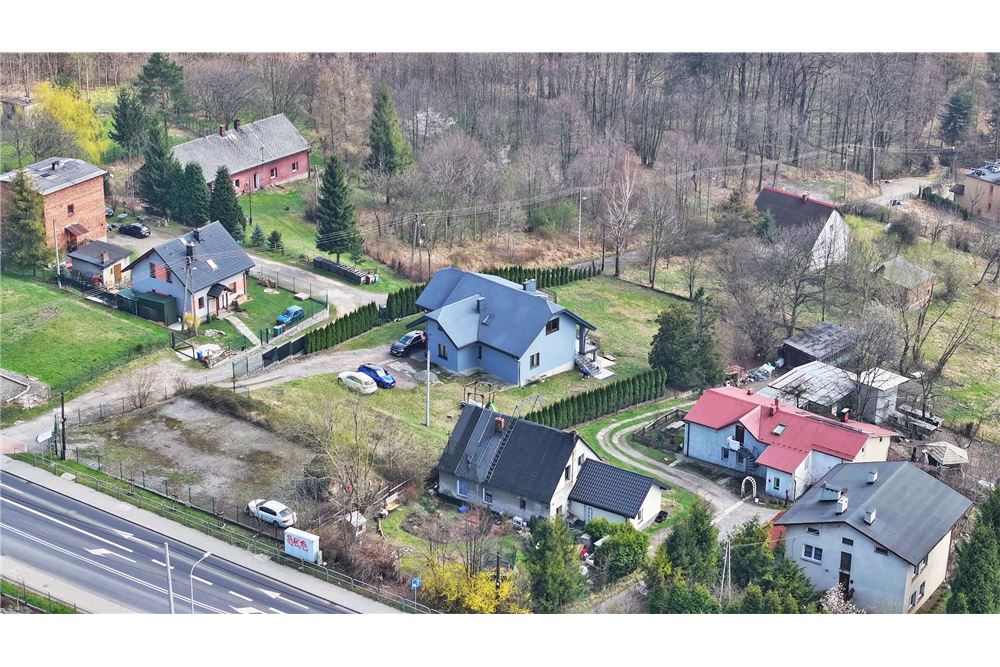 Dom wolnostojący - Sprzedaż - Bielsko-Biała, Polska - 143 - 800061016-1153