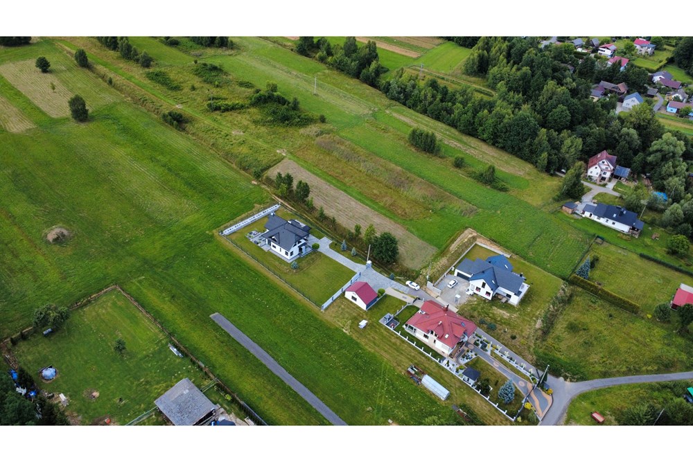 Działka - Sprzedaż - Ślemień, Polska - dji_fly_20250723_172616_256_1753284388246_photo_optimized.JPG - 800061130-24