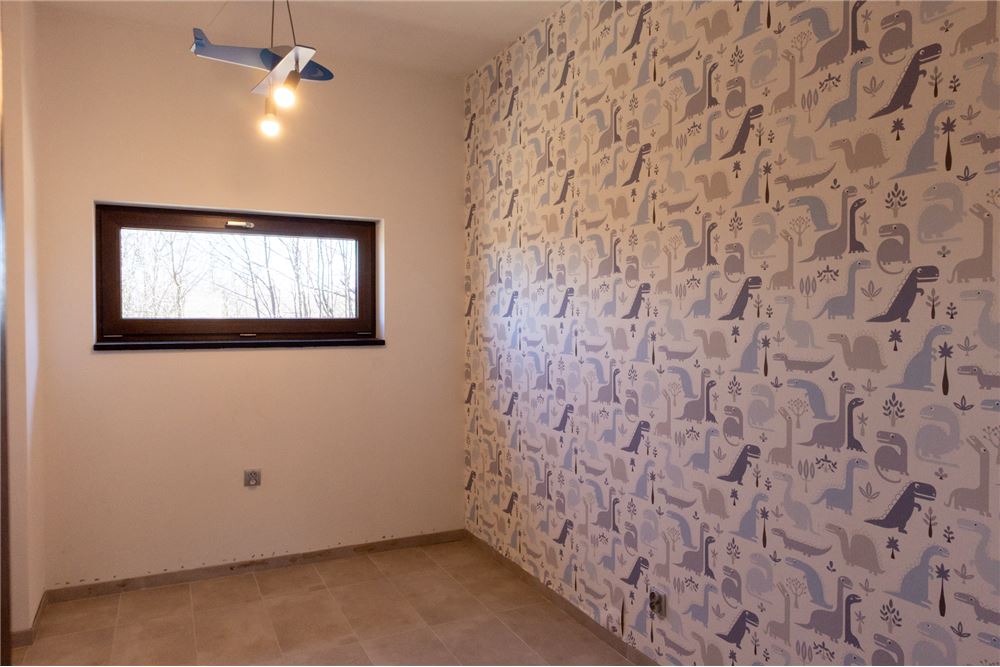 Dom wolnostojący - Sprzedaż - Radziechowy, Polska - 40 - 800061039-513