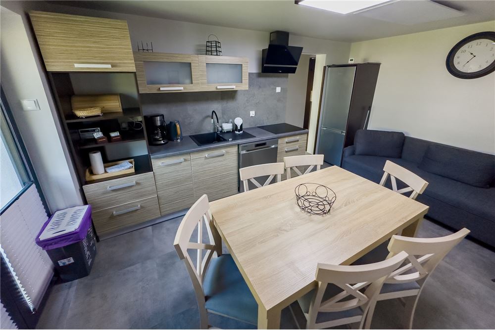 Nieruchomość inwestycyjna - Sprzedaż - Ustroń, Polska - 23 - 800061103-182