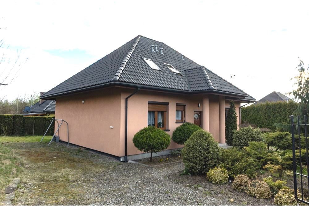 Dom wolnostojący - Sprzedaż - Bielsko-Biała, Polska - 33 - 800061090-231