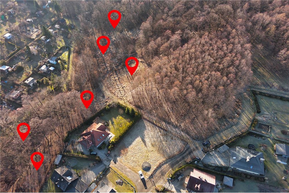 Działka budowlana - Sprzedaż - Bielsko-Biała, Polska - 85 - 800061076-406