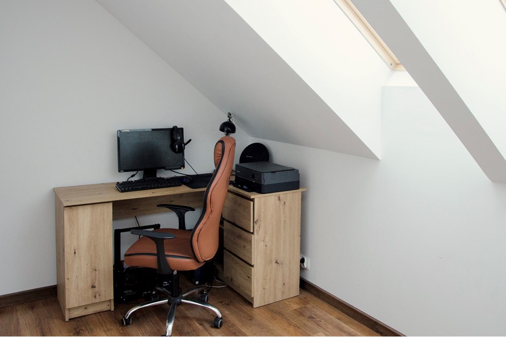 Dom wolnostojący - Sprzedaż - Bielsko-Biała, Polska - 8BF973C8-A57B-454D-9820-99C08409FF7F_1_201_a.jpeg - 800061137-1