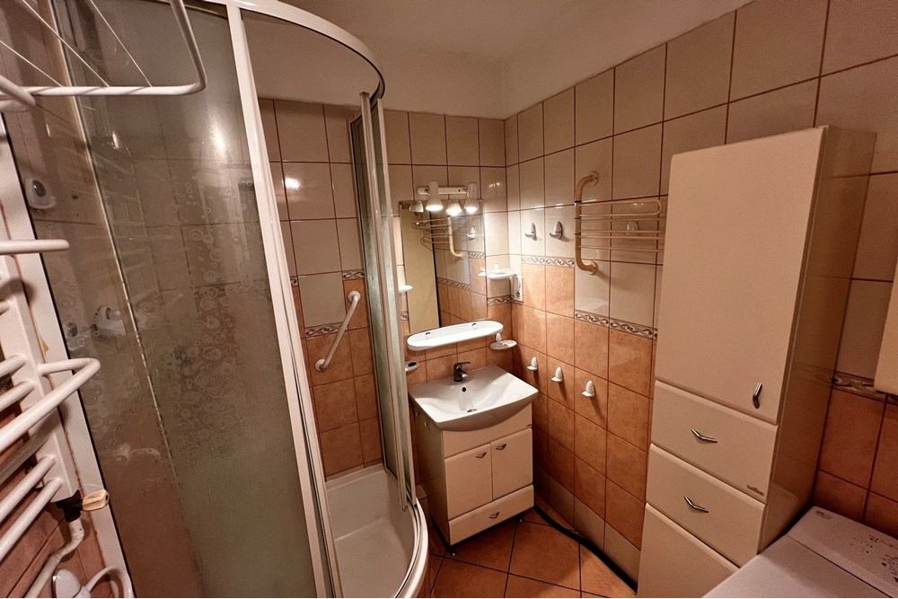 Mieszkanie - Sprzedaż - Bielsko-Biała, Polska - IMG_1513.jpeg - 800061117-37